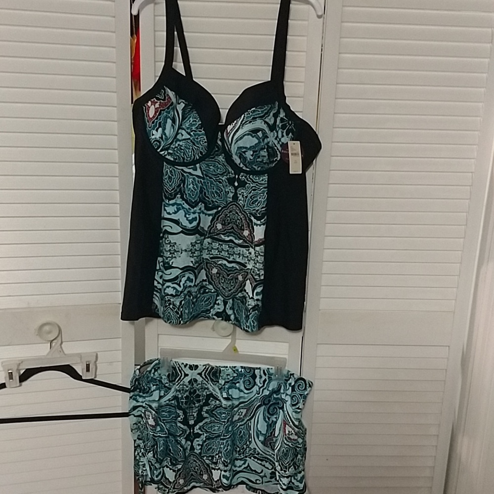Lane Bryant 2 piece swim suit, 40D, 16